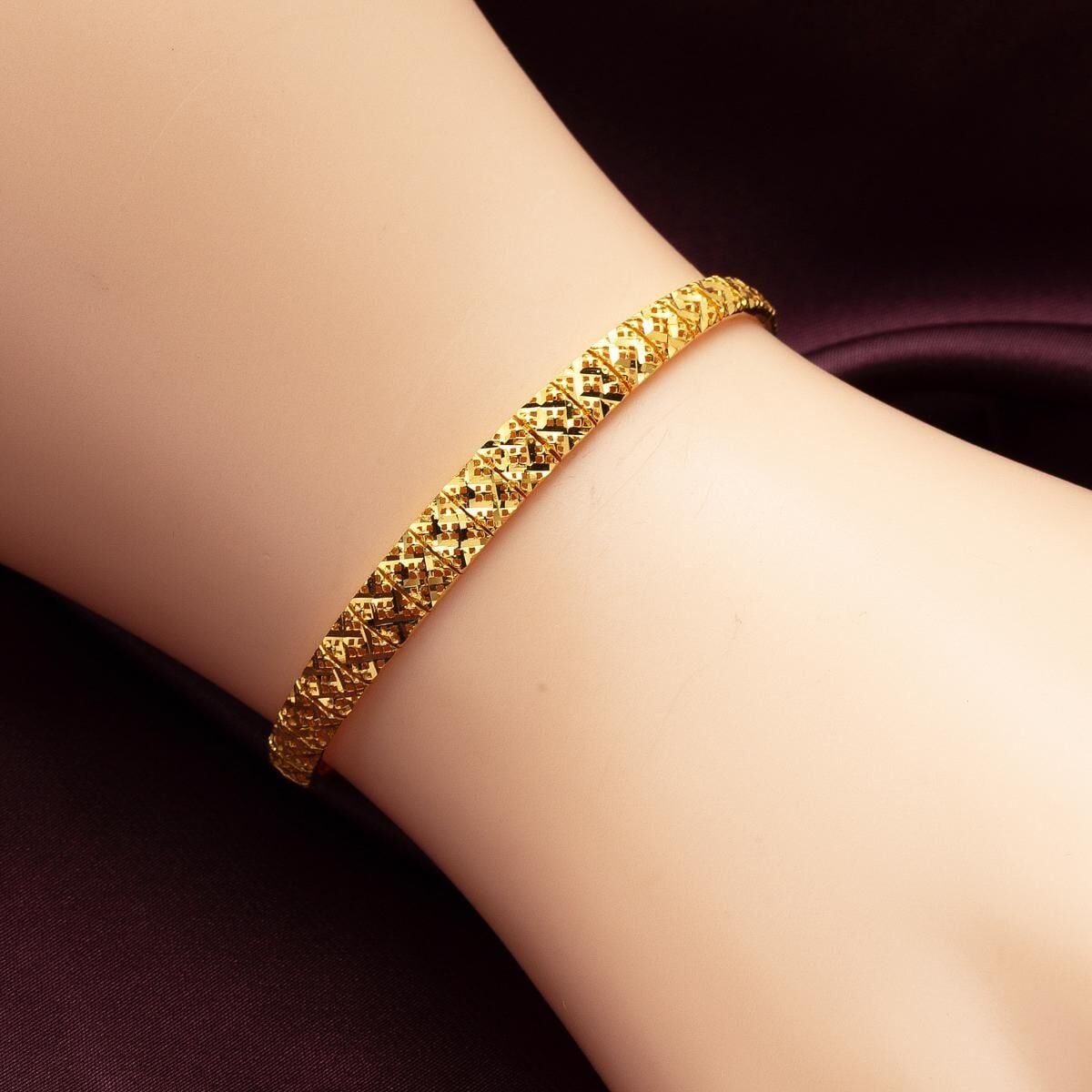 14K Yellow Gold Princess Bracelet