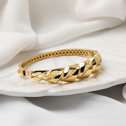 14K Yellow Gold Prism Hinged Cuff Bangle (12.8 g)