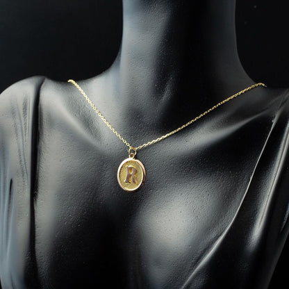 14K Yellow Gold Oval Initial R Necklace