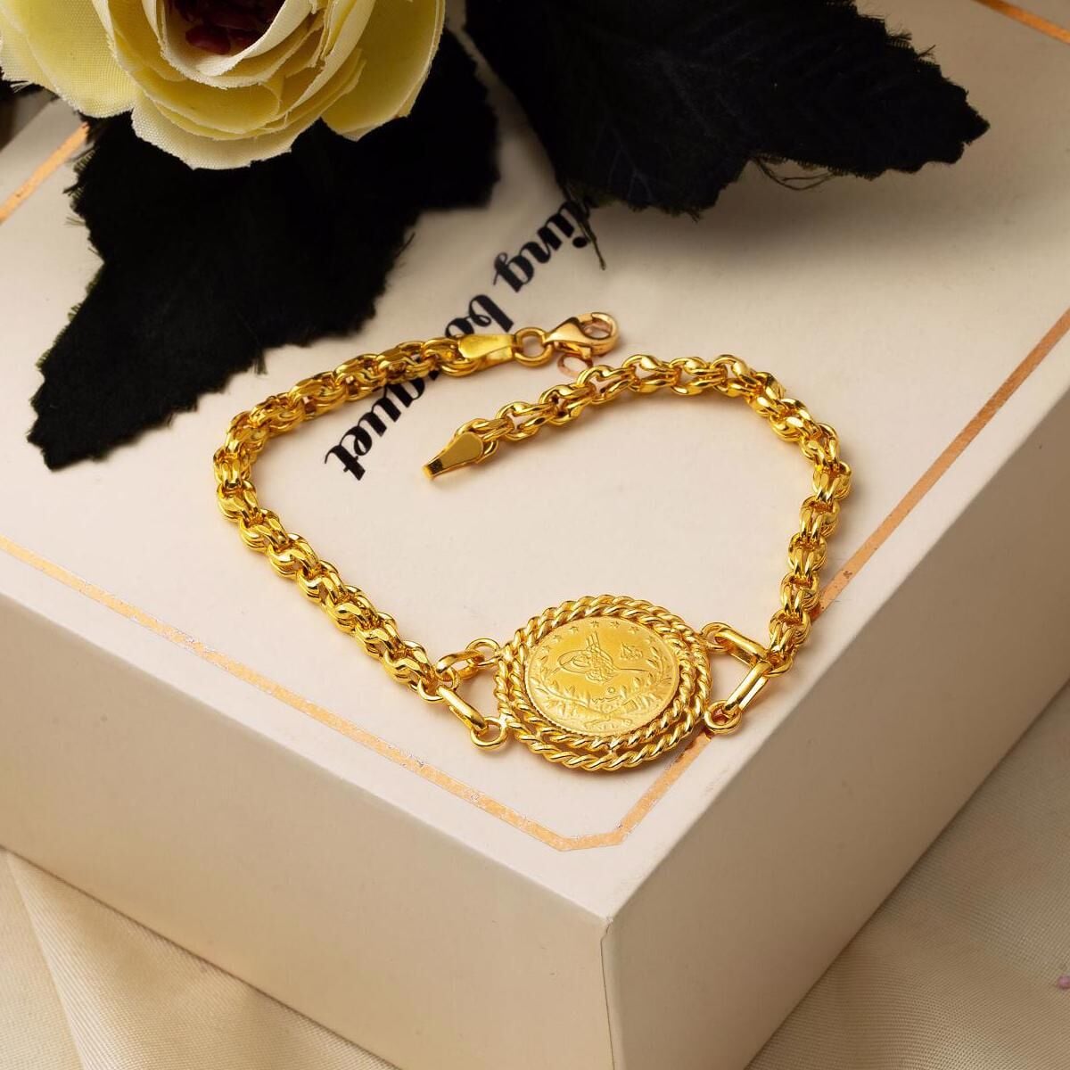 22K Yellow Gold Ottoman Resat Coin Bracelet (17 g)
