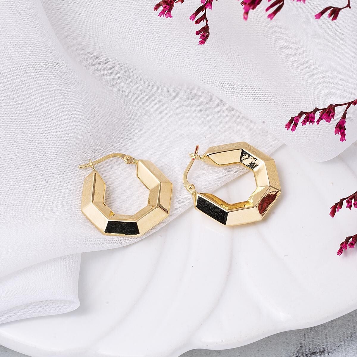 14K Yellow Gold Retro Bomb Hexagon Large Earrings