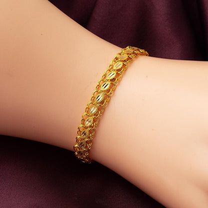14K Yellow Gold Dream Sequin Chain Bracelet