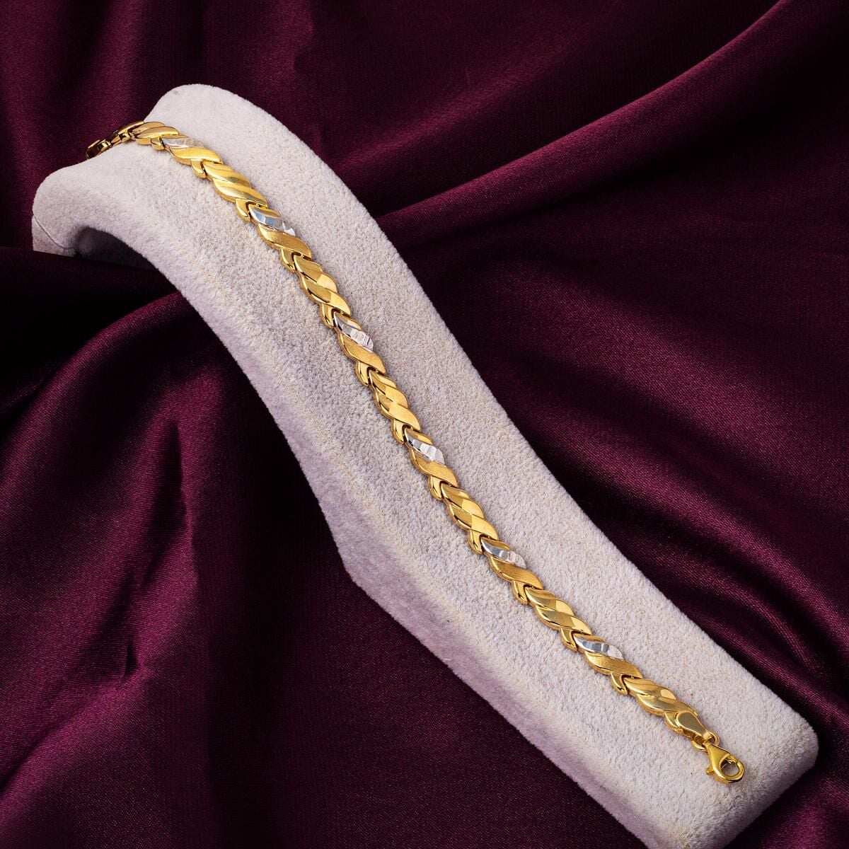 14K Yellow Gold Braided Bracelet (4.88 g)