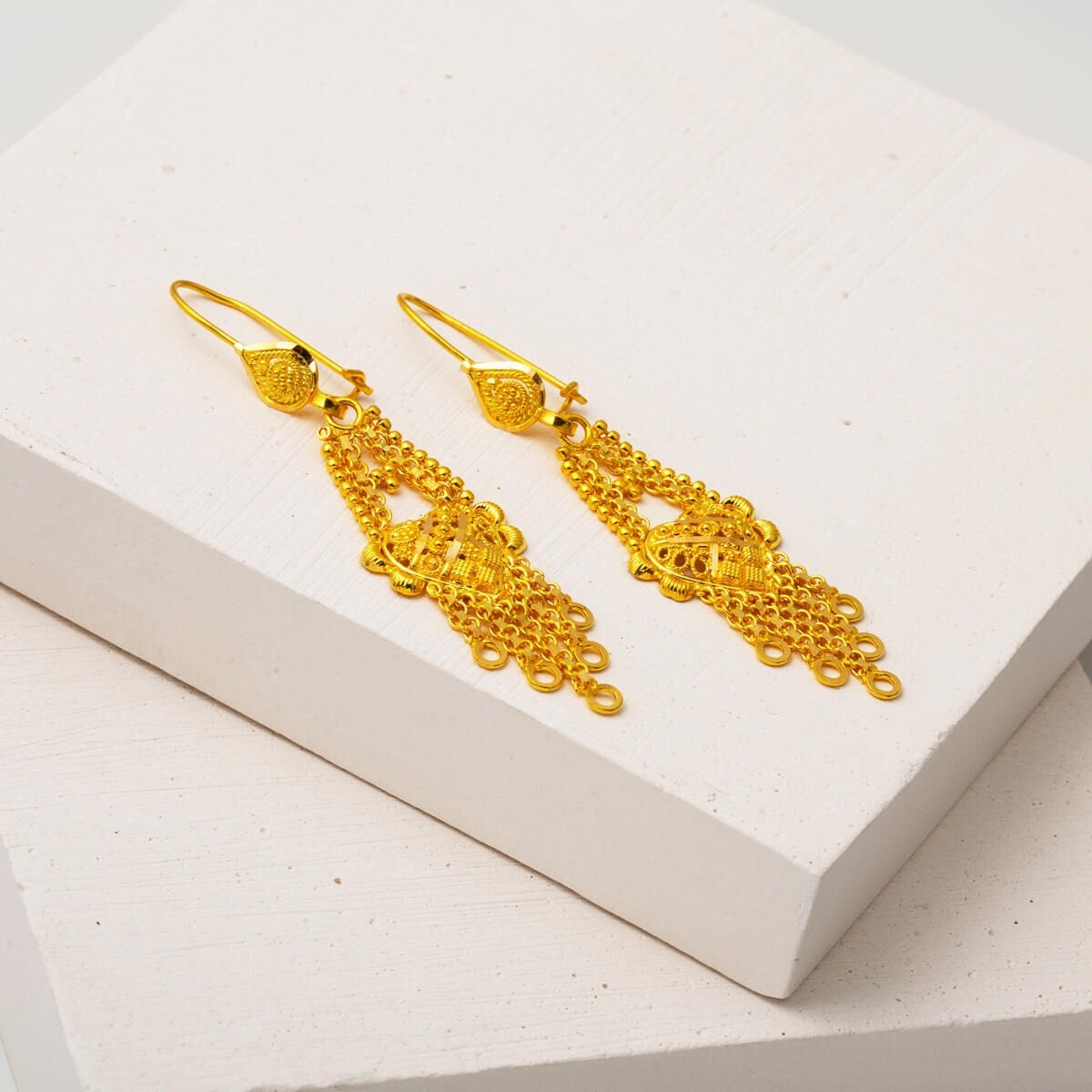 22K Yellow Gold Dangle Indian Style Earrings