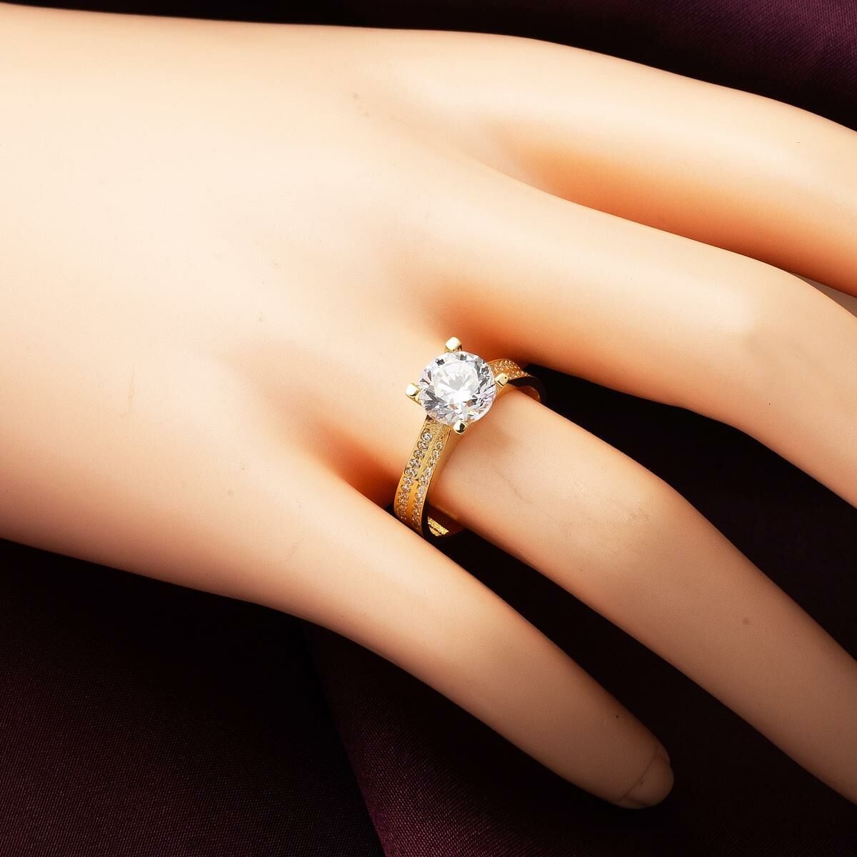 14K Yellow Gold Solitaire Cubic Zirconia Ring (3.48 g)
