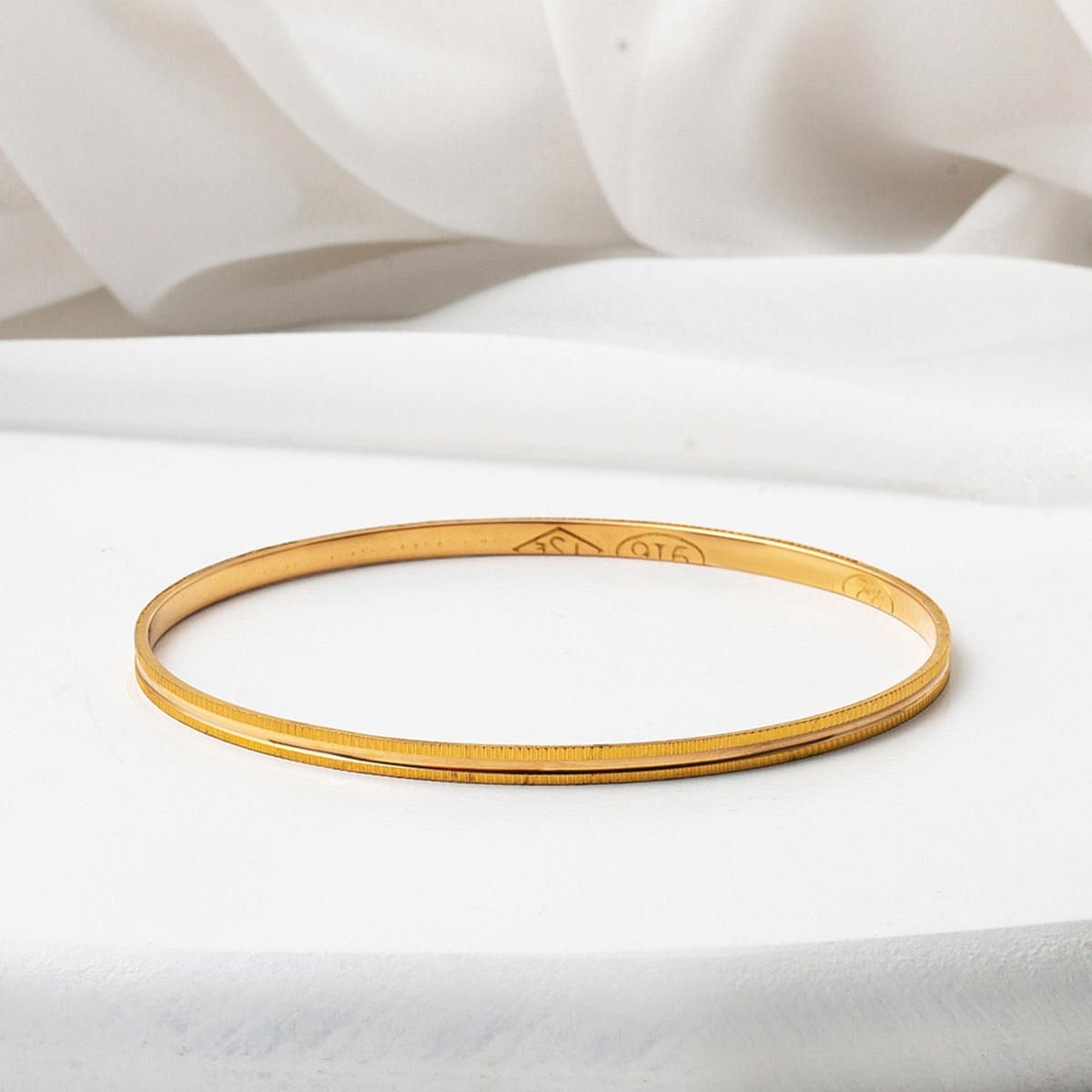 22K Yellow Gold Fluted Ajda Bangle (24 g)