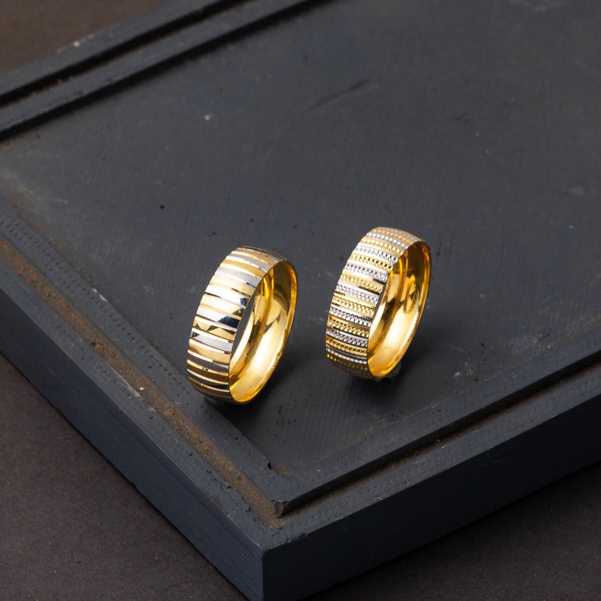14K Yellow And White Gold Women's Wedding Band Ring