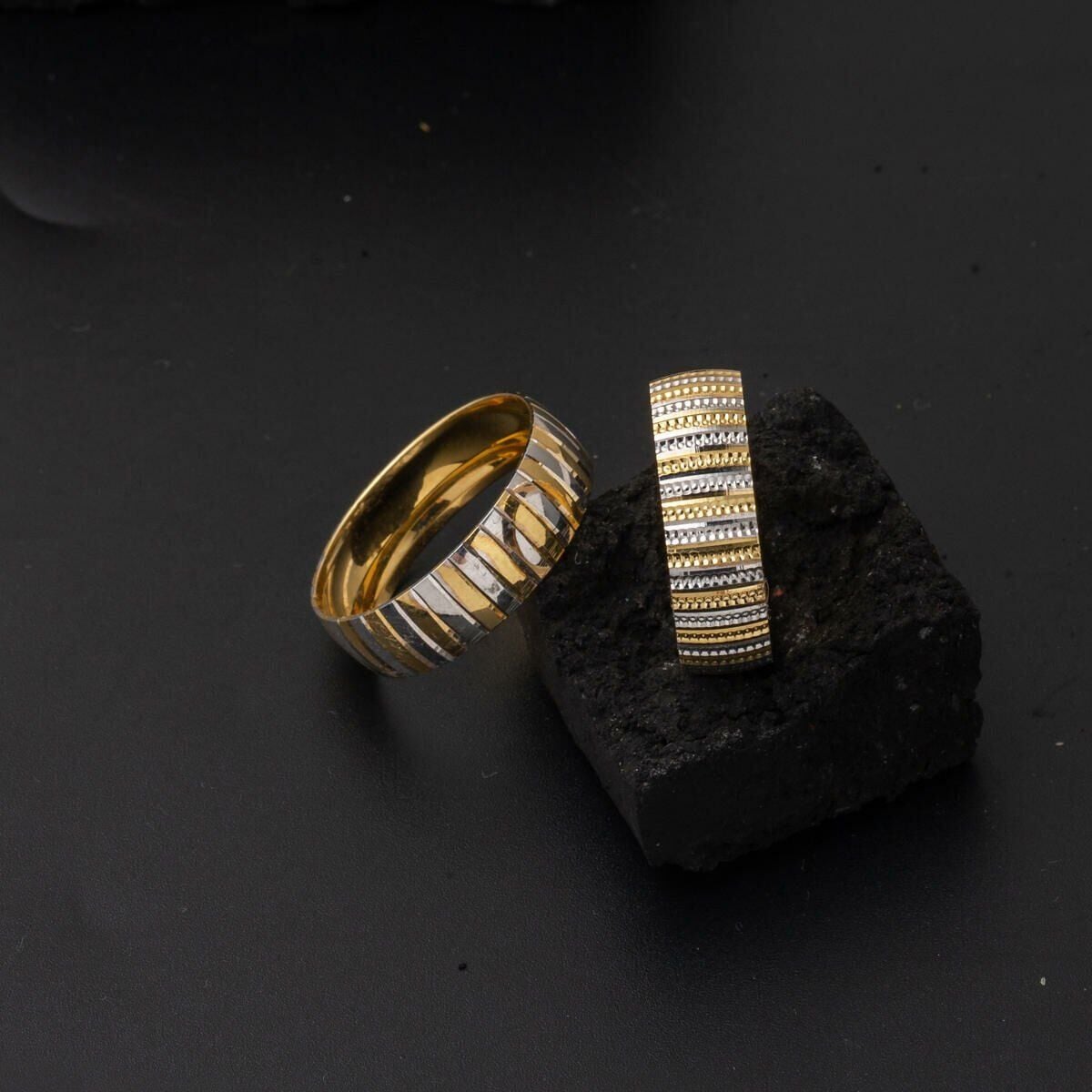 14K Yellow And White Gold Women's Wedding Band Ring