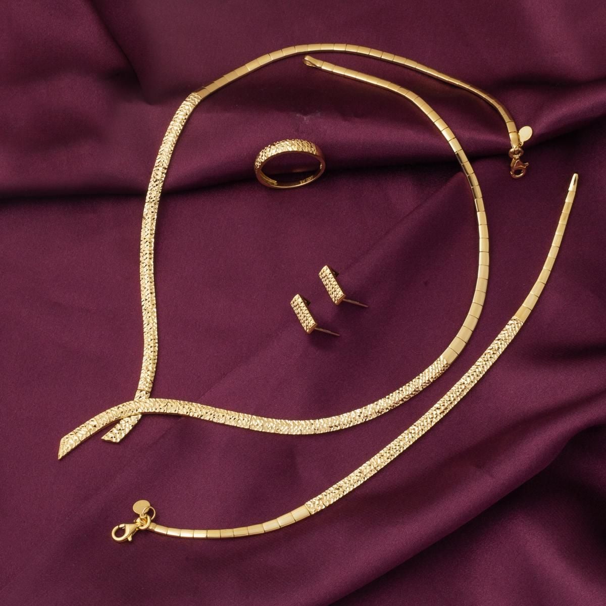 14K Yellow Gold Drop Wedding Set