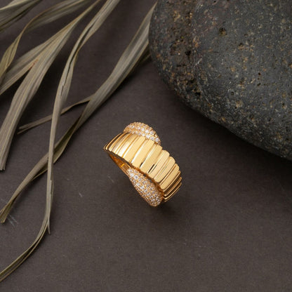 14K Yellow Gold Spiral Patterned Cubic Zirconia Ring