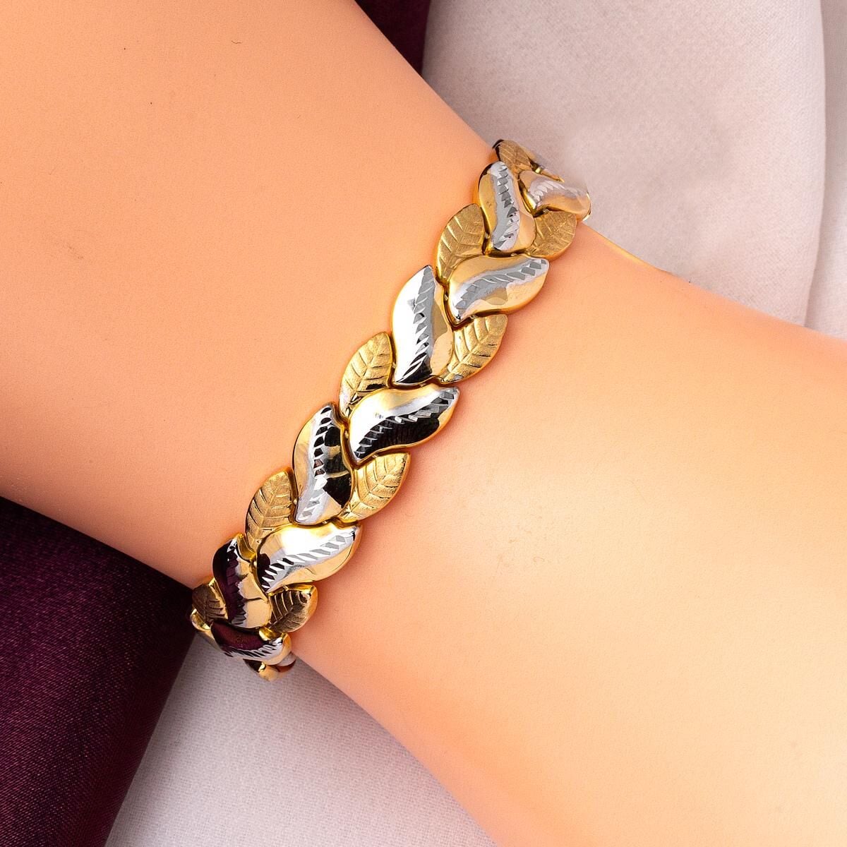 14K Yellow Gold Ivy Bracelet