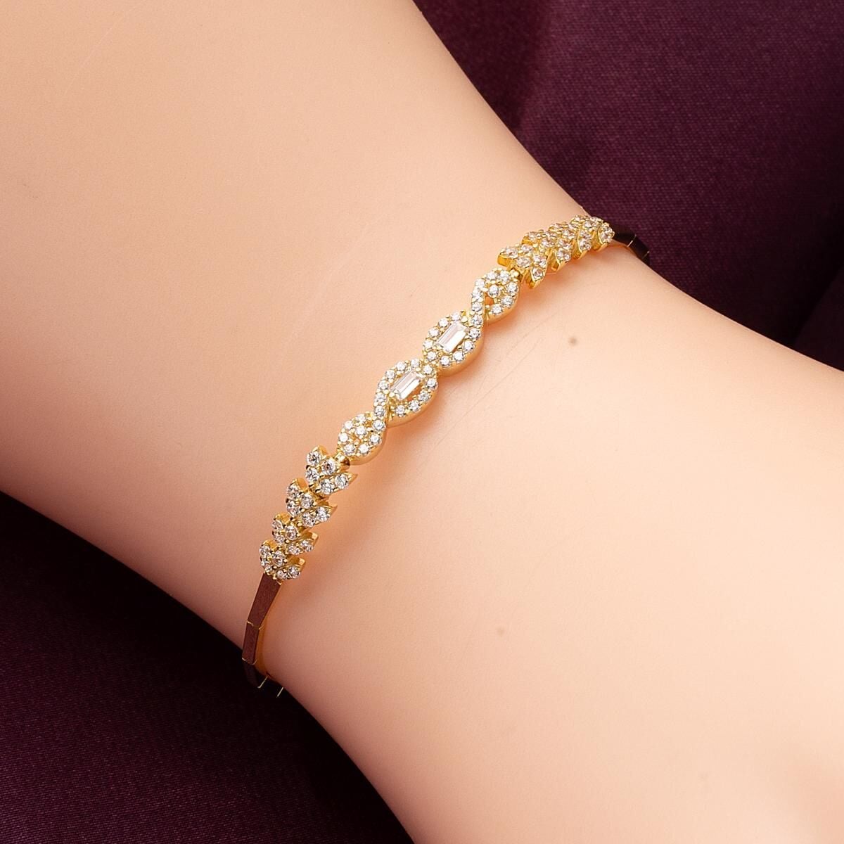 14K Yellow Gold Ivy Baguette Cubic Zirconia Set