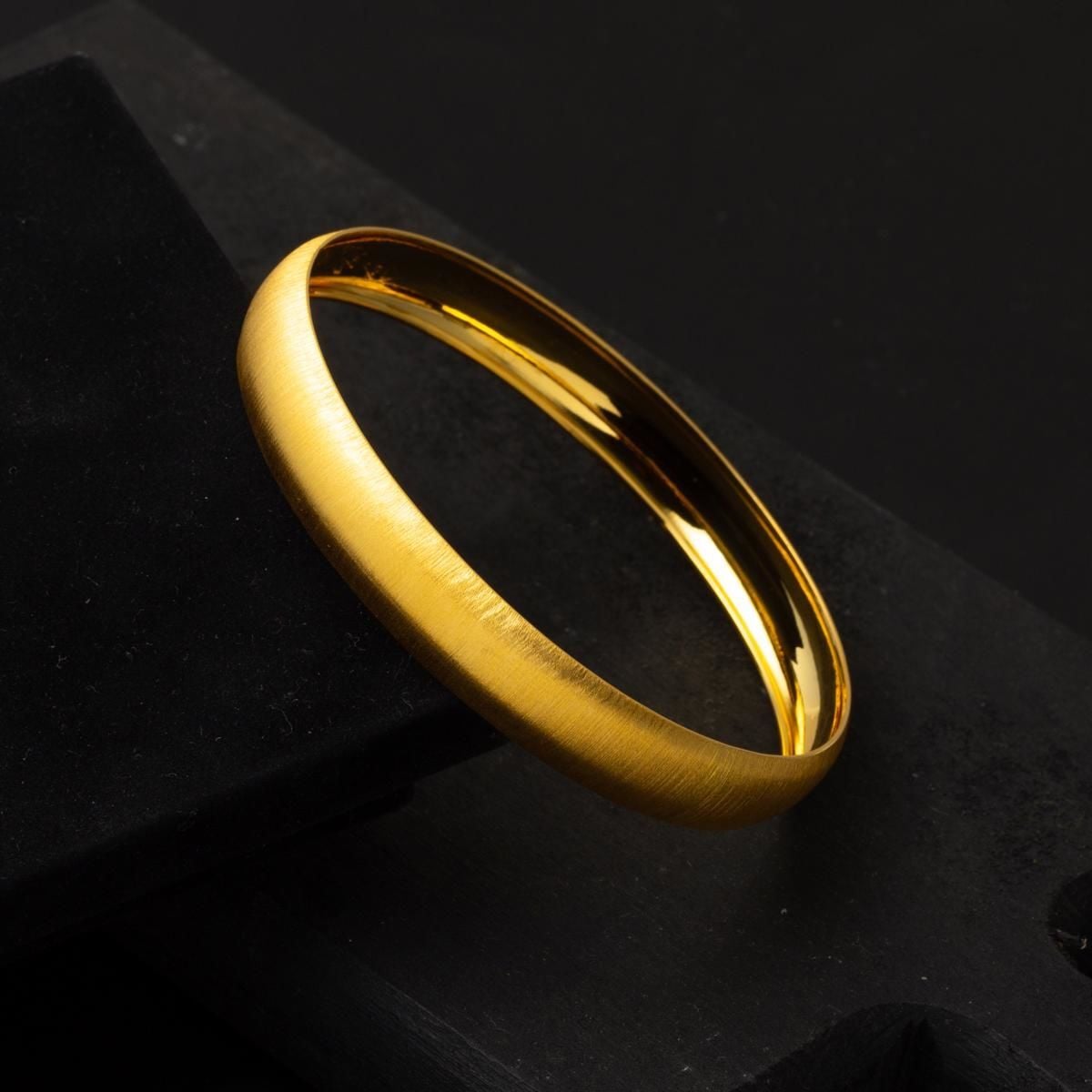 14K Yellow Gold Setina Bangle