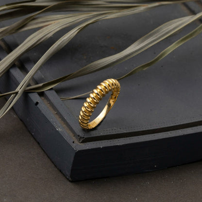 14K Yellow Gold Sita Twisted Ring