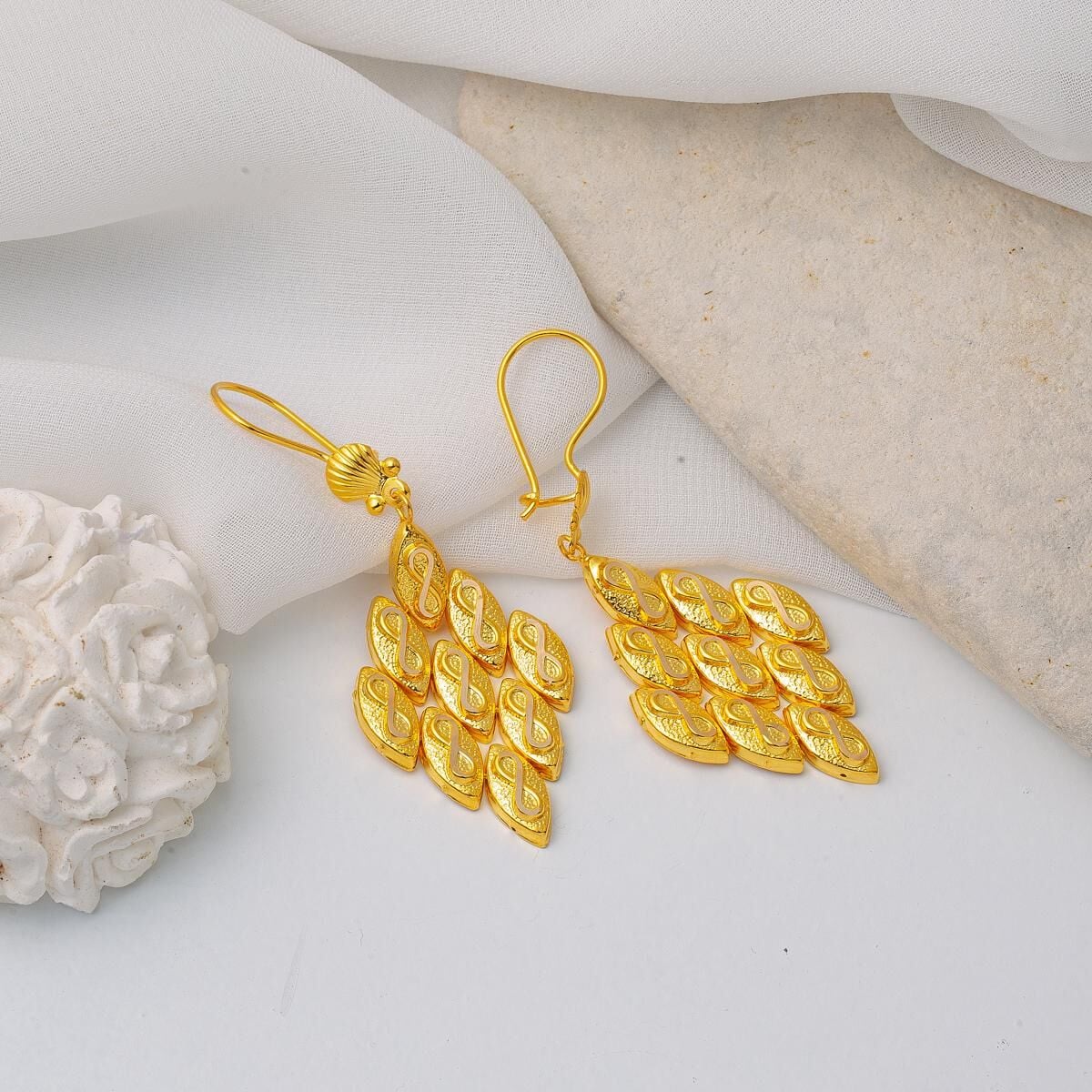 14K Yellow Gold Infinity Rhombus Dangle Earrings