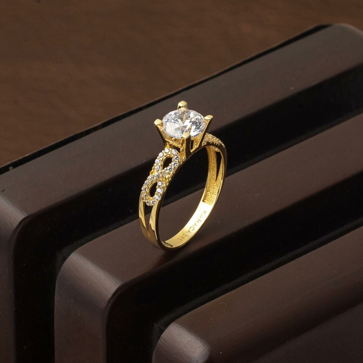 14K Yellow Gold Infinity Solitaire Cubic Zirconia Ring (2.27 g)