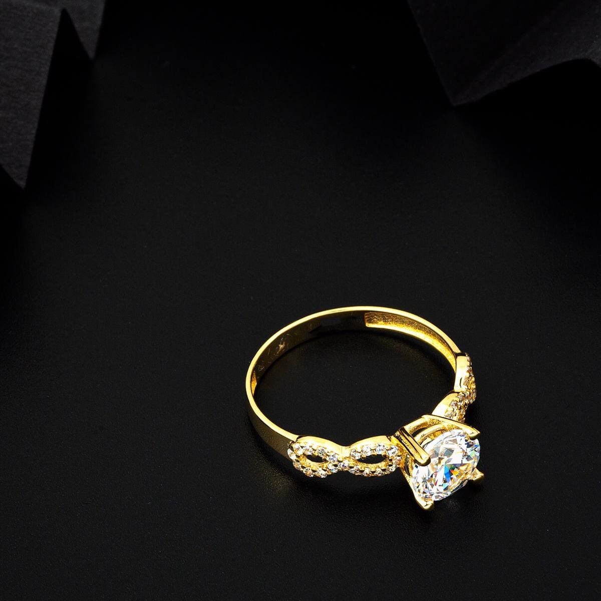14K Yellow Gold Infinity Solitaire Cubic Zirconia Ring (2.61 g)