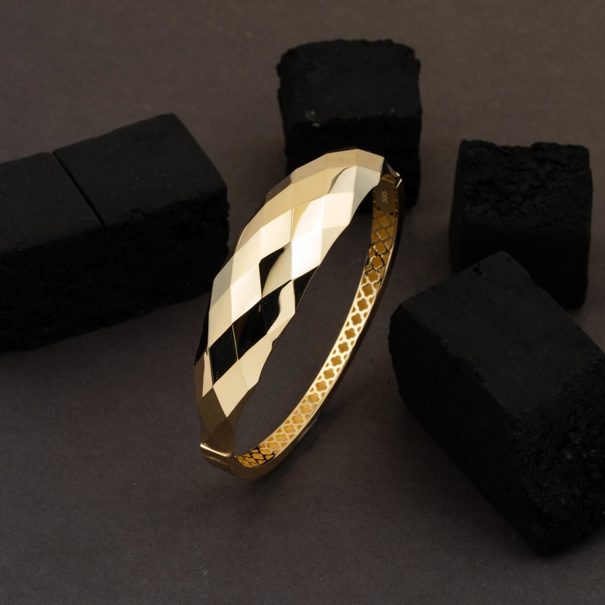 14K Gold Minimalist Cuff Bangle
