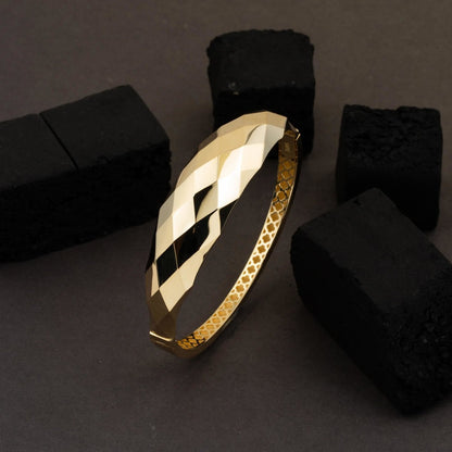 14K Gold Minimalist Cuff Bangle