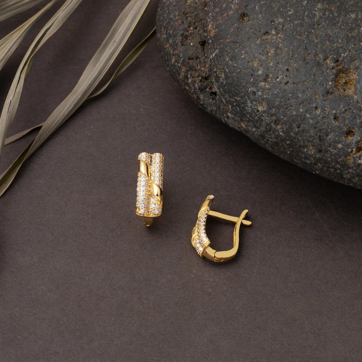14K Yellow Gold Minimalist Cubic Zirconia Women's Earrings