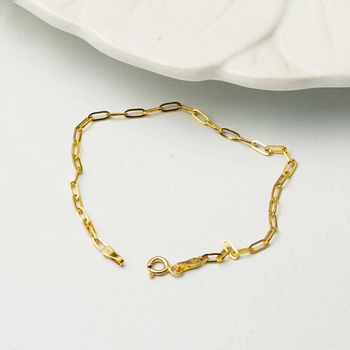 14K Yellow Gold Minimalist Paperclip Chain Bracelet