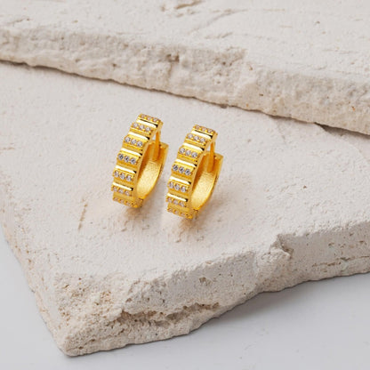 14K Yellow Gold Minimalist Cubic Zirconia Hoop Earrings