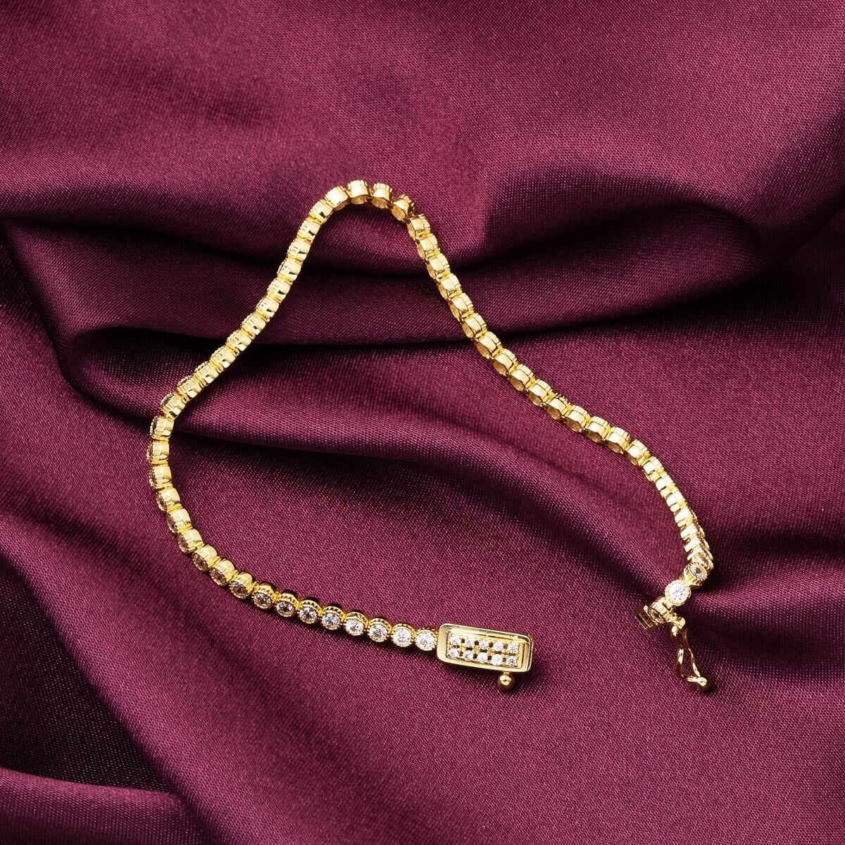 14K Yellow Gold Tennis Cubic Zirconia Bracelet (5.7 g)