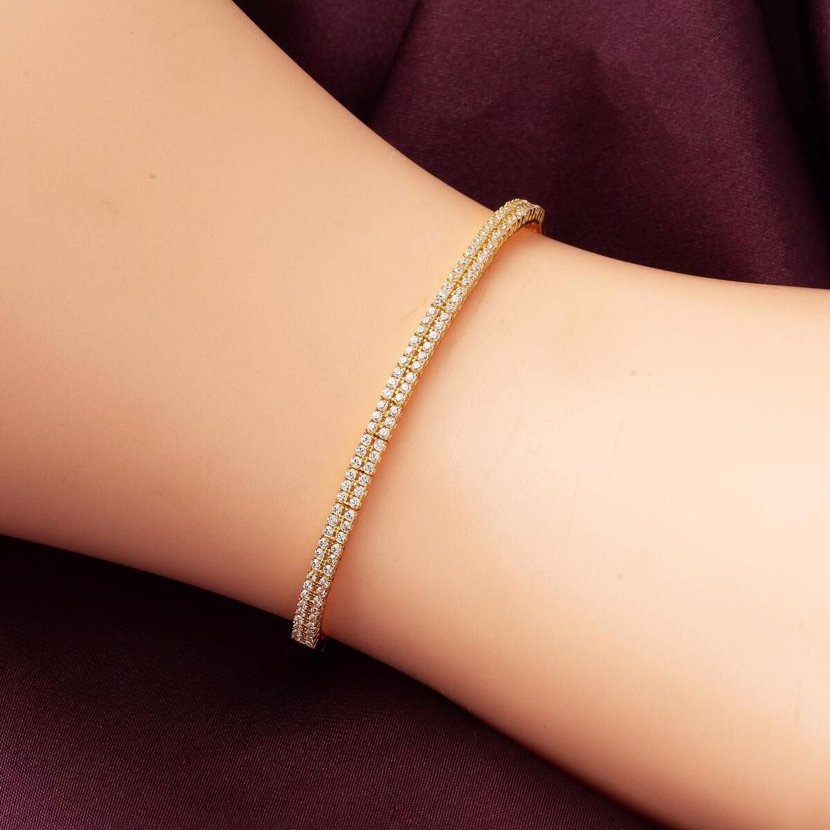 14K Yellow Gold Tennis Cubic Zirconia Bracelet (3.5 g)