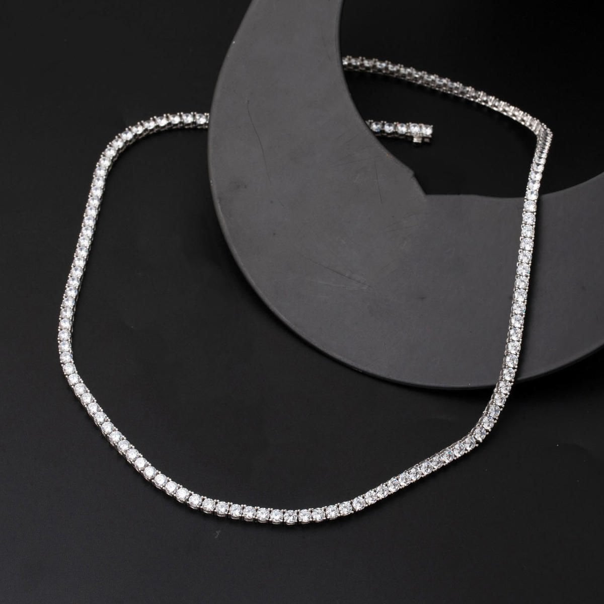 14K White Gold Tennis Cubic Zirconia Collar Necklace (18.81 g)