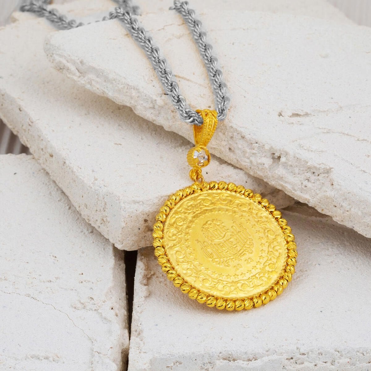 22K Yellow Gold Full Gold Bead Pendant