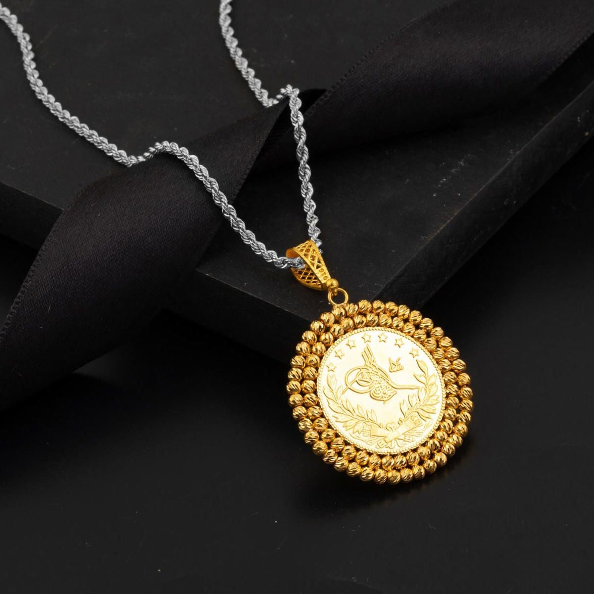 22K Yellow Gold Full Ottoman Resat Coin Pendant