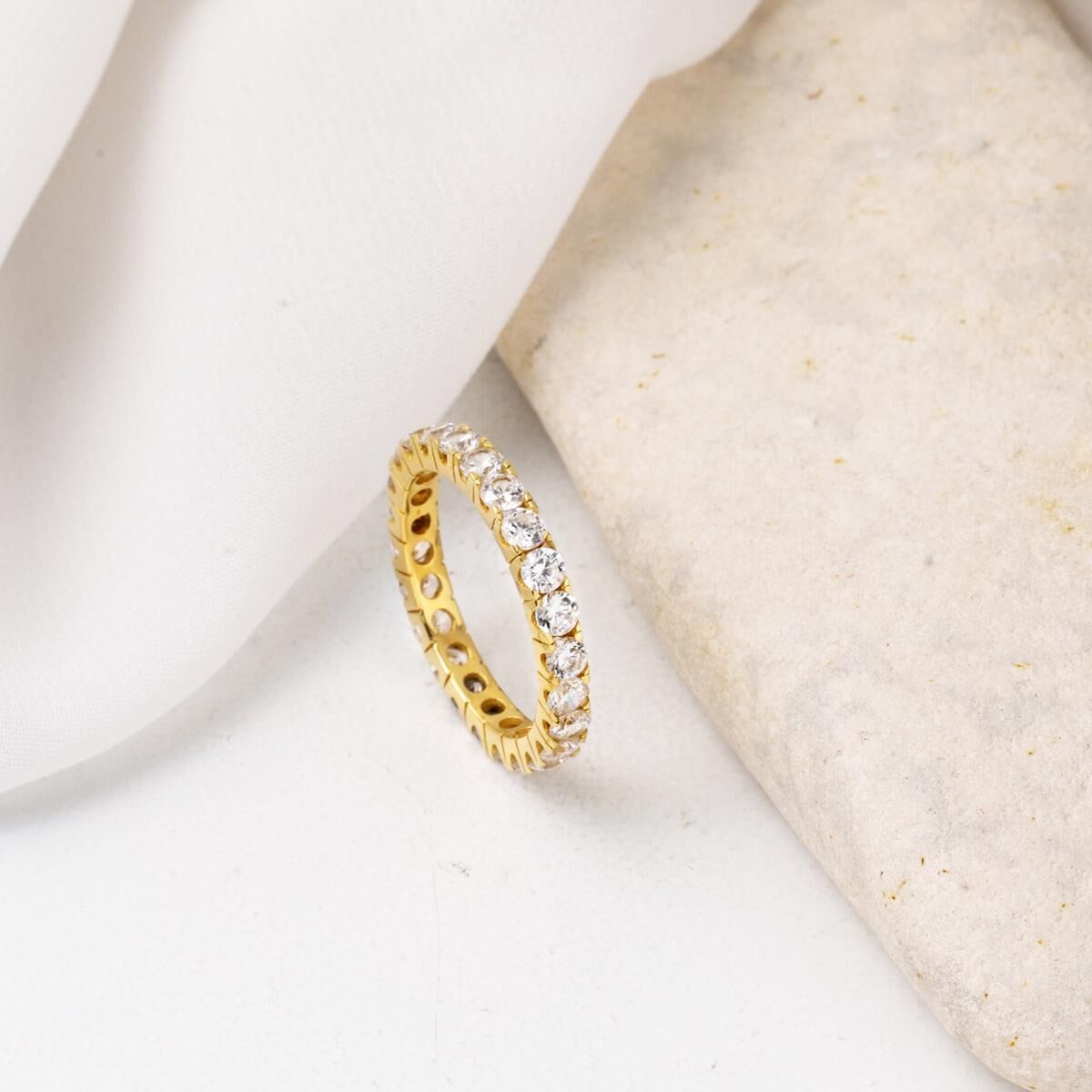 14K Yellow Gold Full Eternity Row Cubic Zirconia Ring (3.3 g)