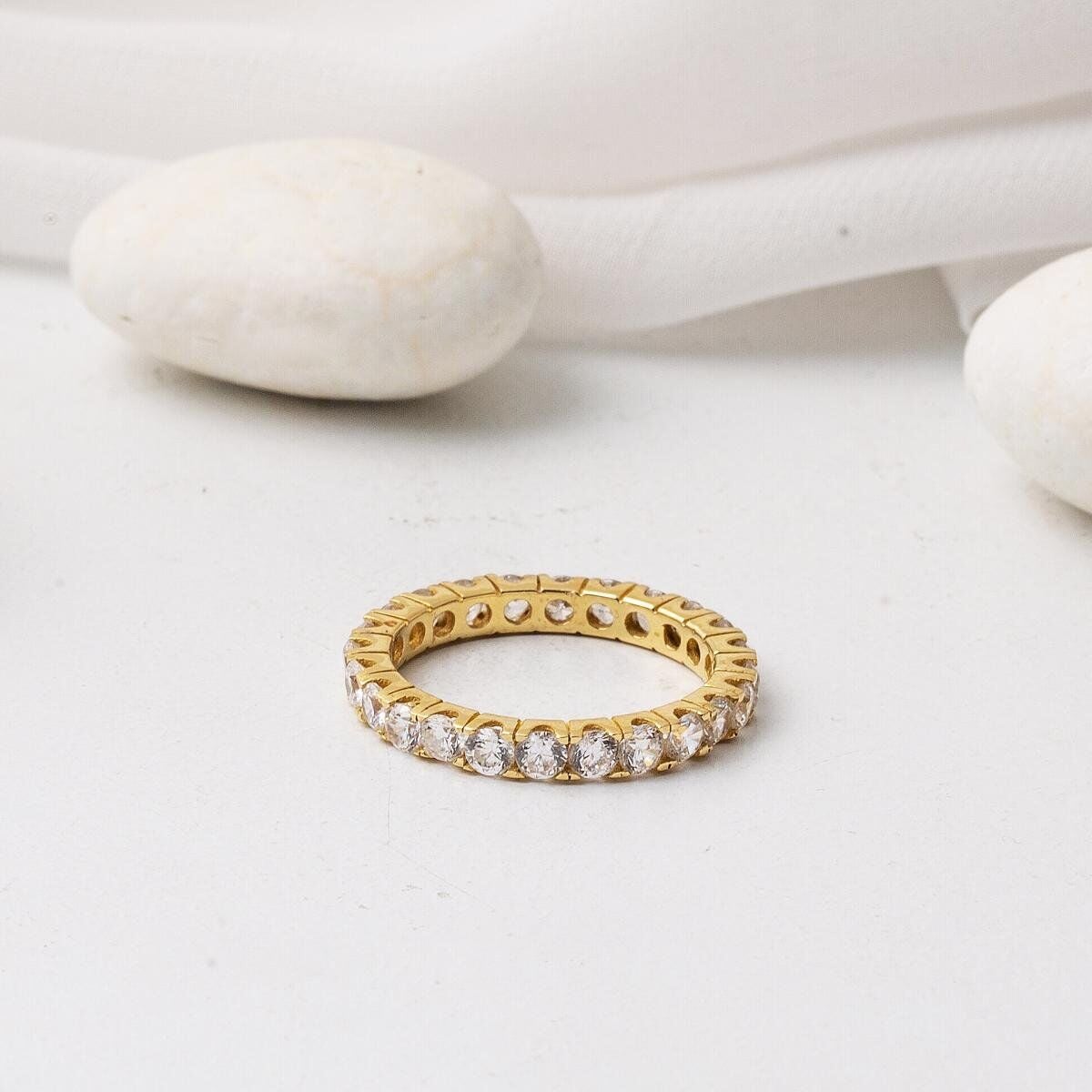 14K Yellow Gold Full Eternity Row Cubic Zirconia Ring (3.3 g)