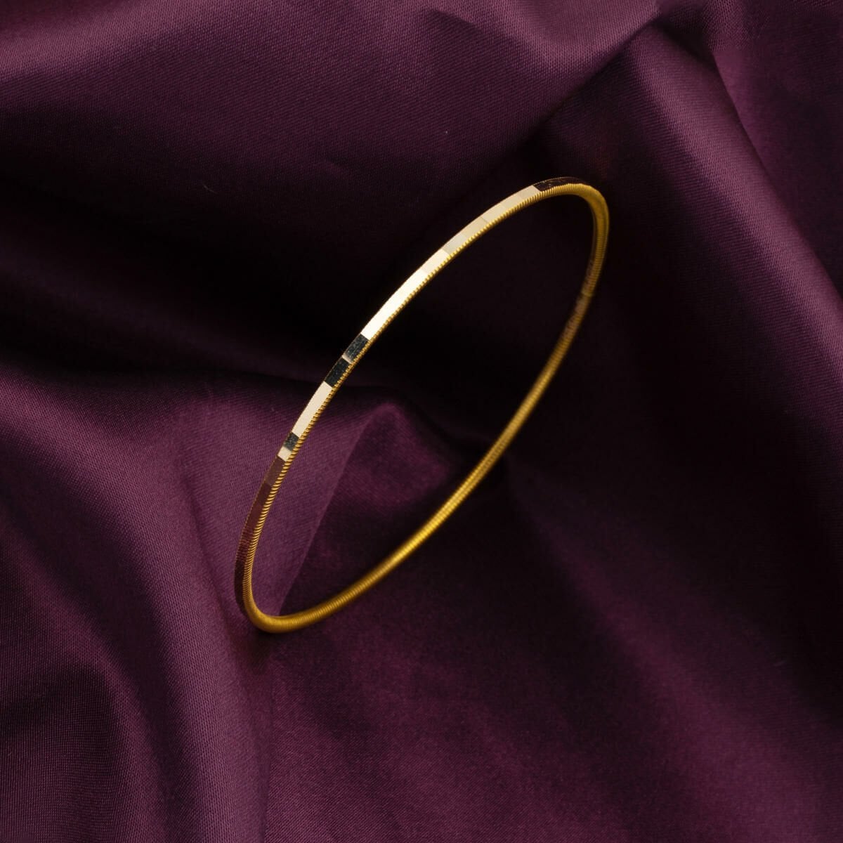 14K Yellow Gold Ajda Design Bangle