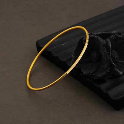 14K Yellow Gold Ajda Design Bangle