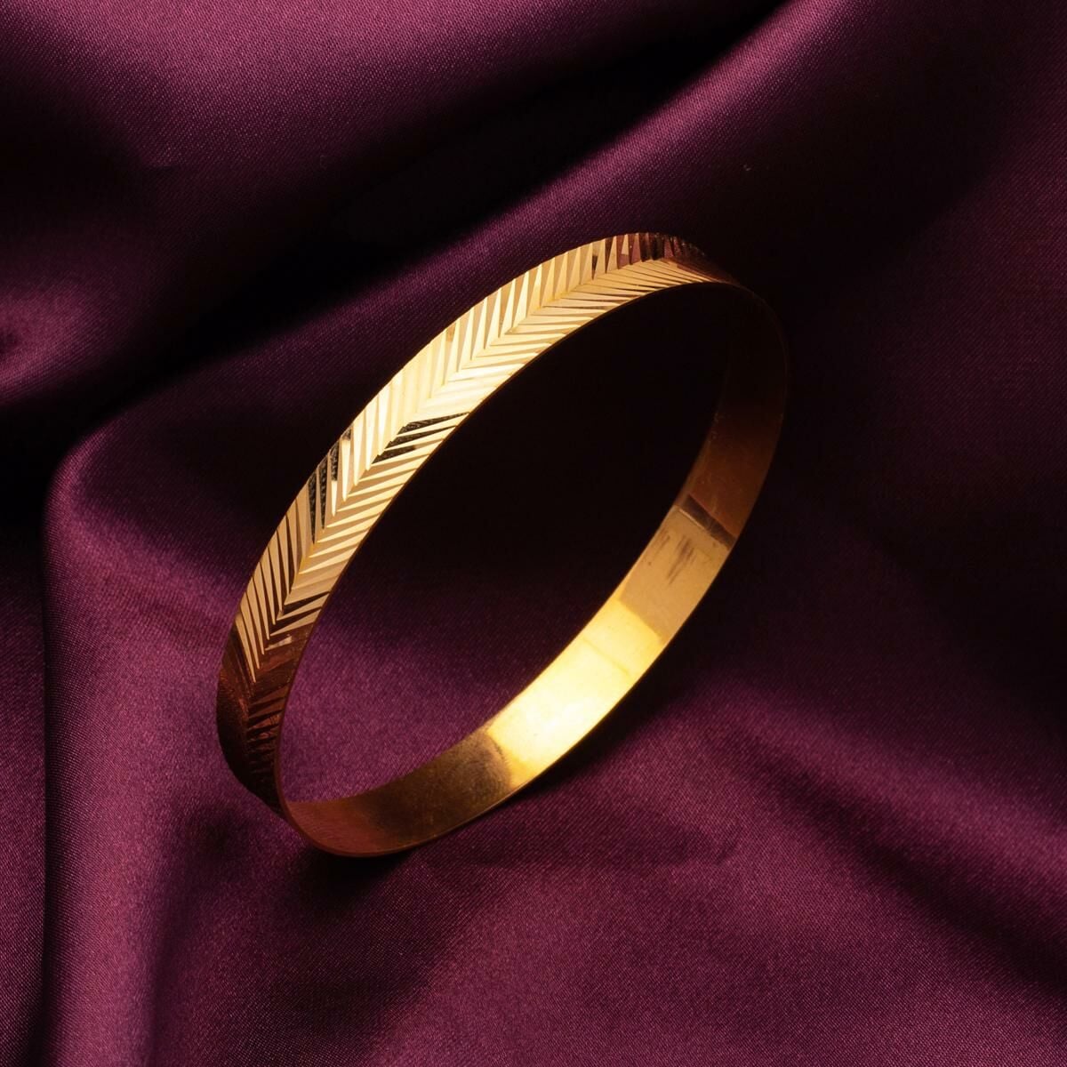 22K Yellow Gold Wire Design Bangle
