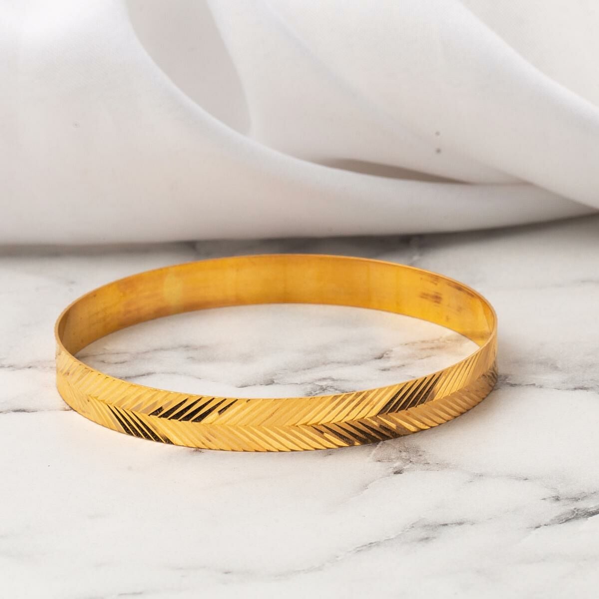 22K Yellow Gold Wire Design Bangle