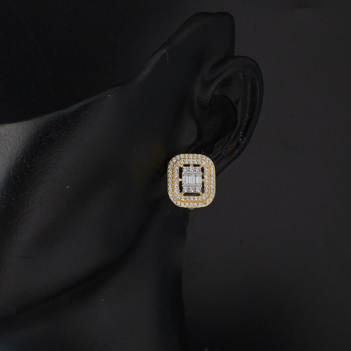 14K Yellow Gold Design Baguette Cubic Zirconia Earrings