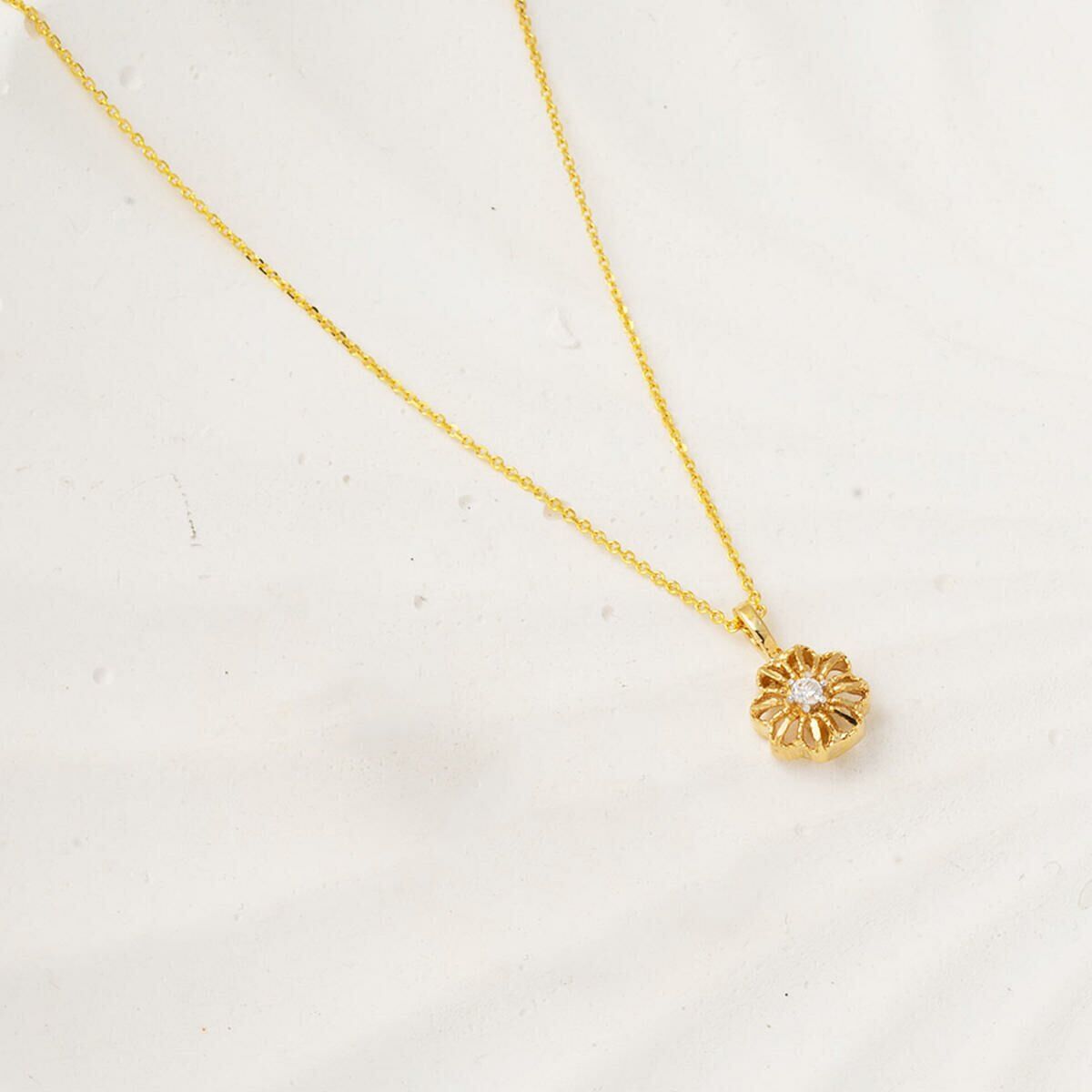 14K Yellow Gold Flower Cubic Zirconia Necklace