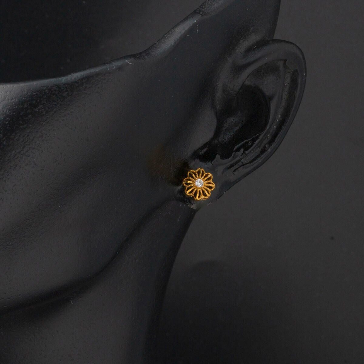 22K Yellow Gold Flower Cubic Zirconia Set