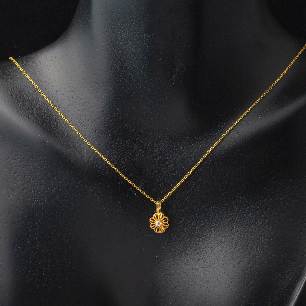 22K Yellow Gold Flower Cubic Zirconia Set