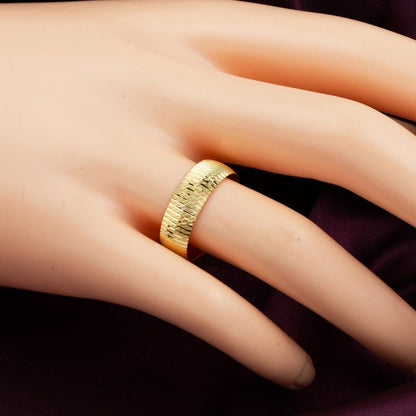 14K Yellow Gold Unisex Wedding Band