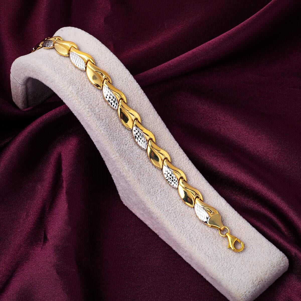 14K Yellow Gold Classic Bracelet (9.2 g)
