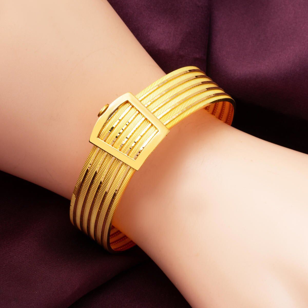 22K Yellow Gold Mesh Hinged Cuff Bangle (26.5 g)