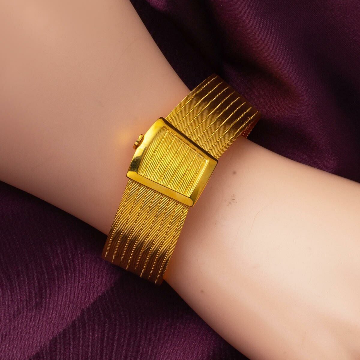 14K Yellow Gold 9 Row Trabzon Mesh Bangle