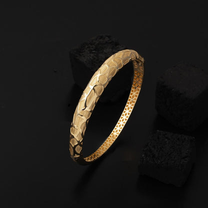14K Yellow Gold Patterned Hinged Cuff Bangle
