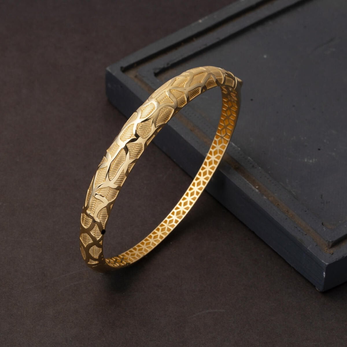 14K Yellow Gold Patterned Hinged Cuff Bangle