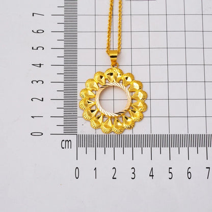 14K Yellow Gold Daisy Quarter Coin Frame Necklace