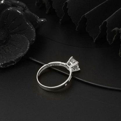 14K White Gold Single Stone Cubic Zirconia Ring (2.15 g)