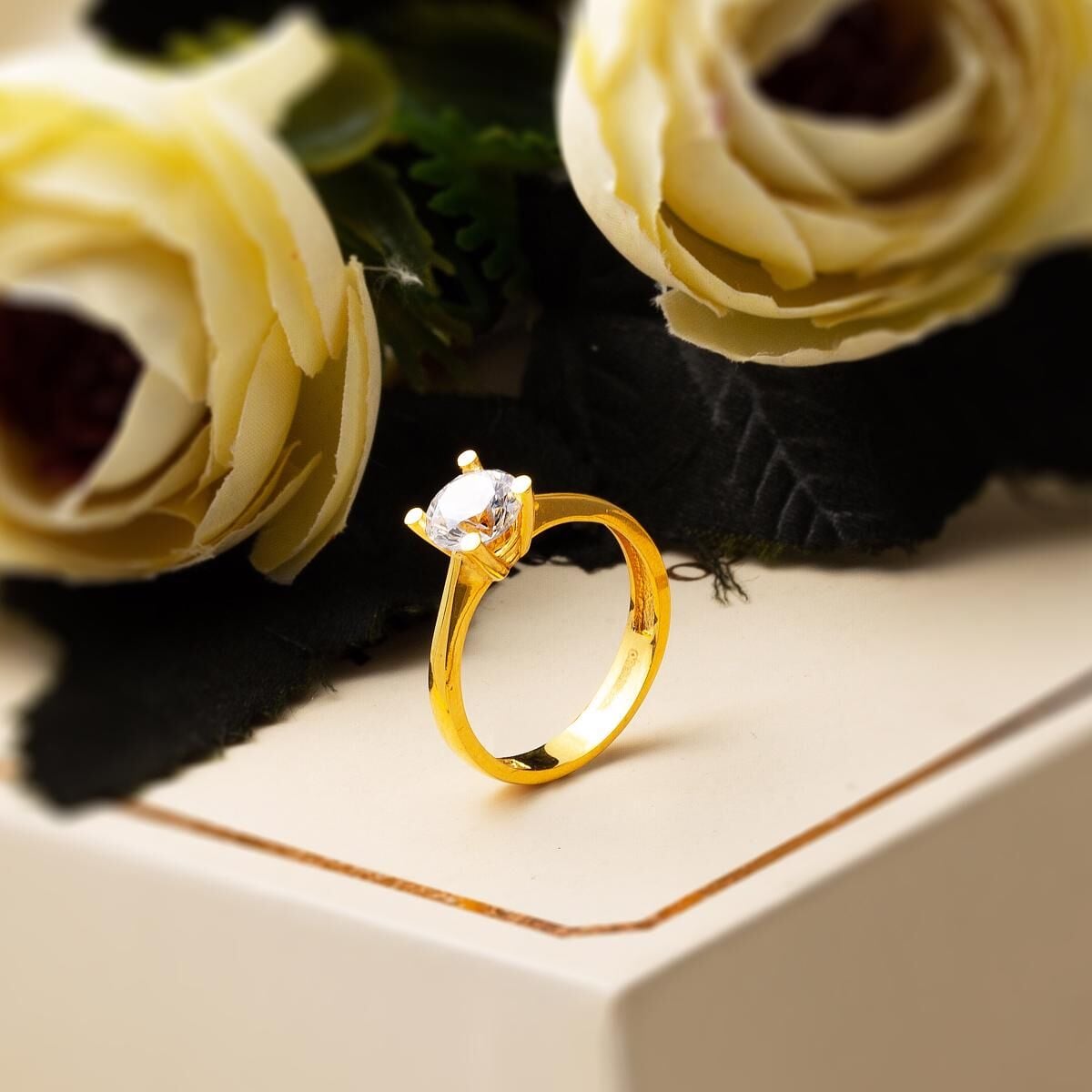22K Yellow Gold Solitaire Cubic Zirconia Ring (3.51 g)